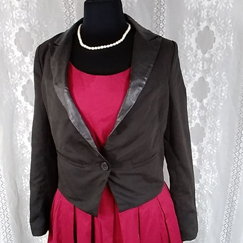 Vintage Uniq Black Women Blazer Size Small